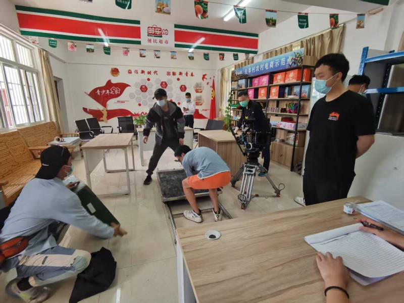追星女孩心理学分析报告：尚义县广告片拍摄公司揭秘饭圈应援式传播逻辑